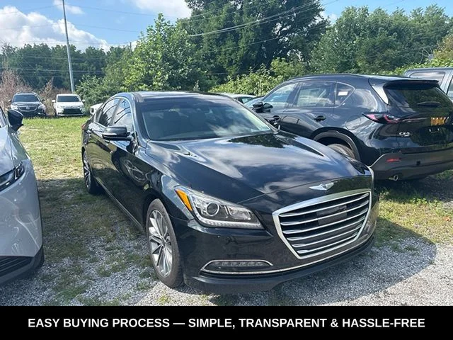 Used 2016 Black Hyundai 3.8 image 3