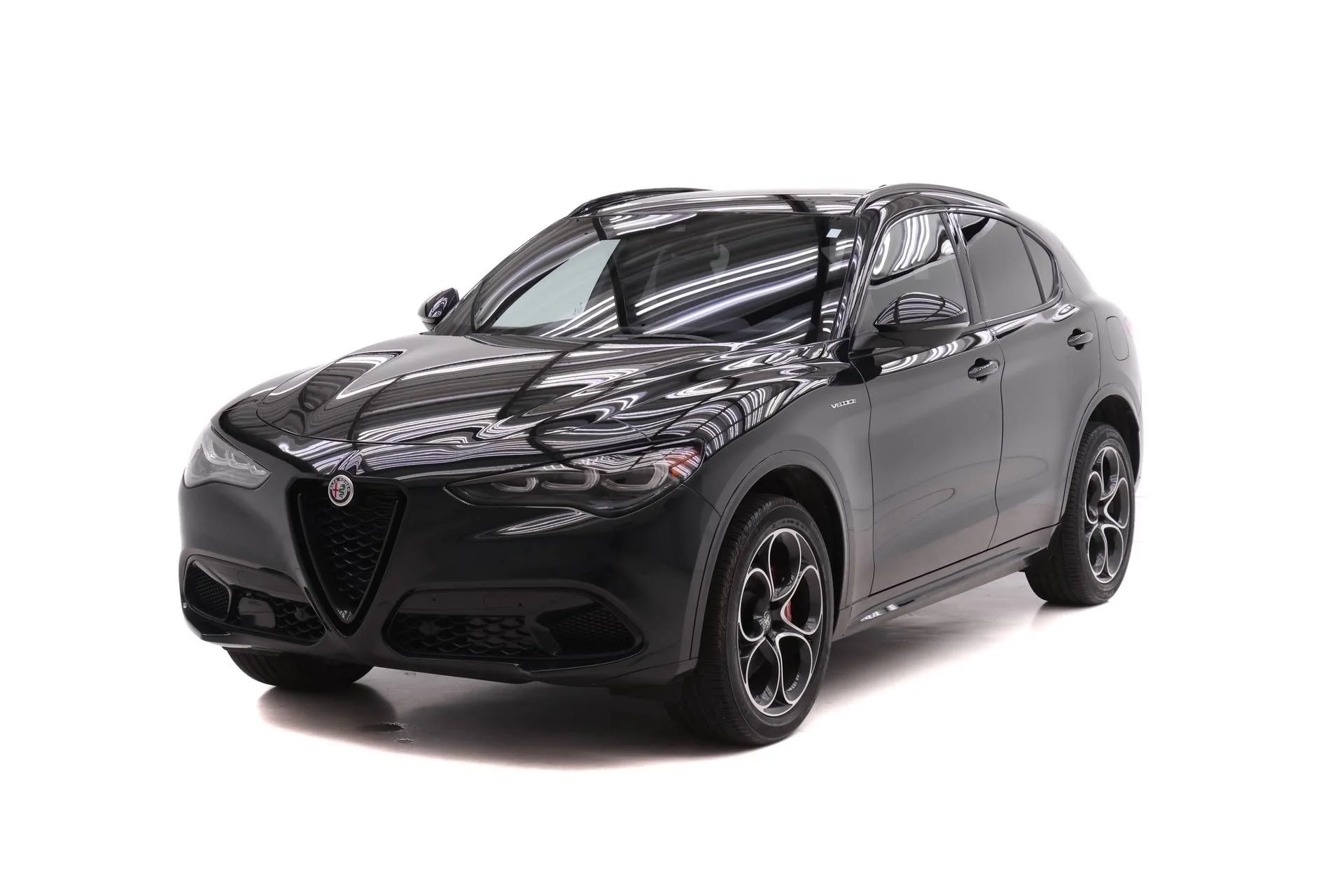 2024 Alfa Romeo Stelvio Veloce AWD's photo