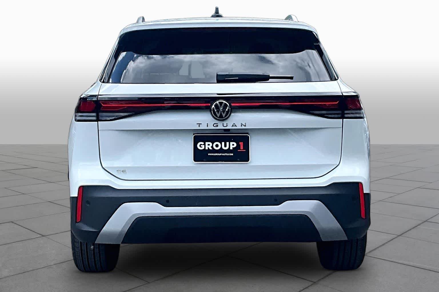 New 2026 Pure White Volkswagen 2.0T SE image 4