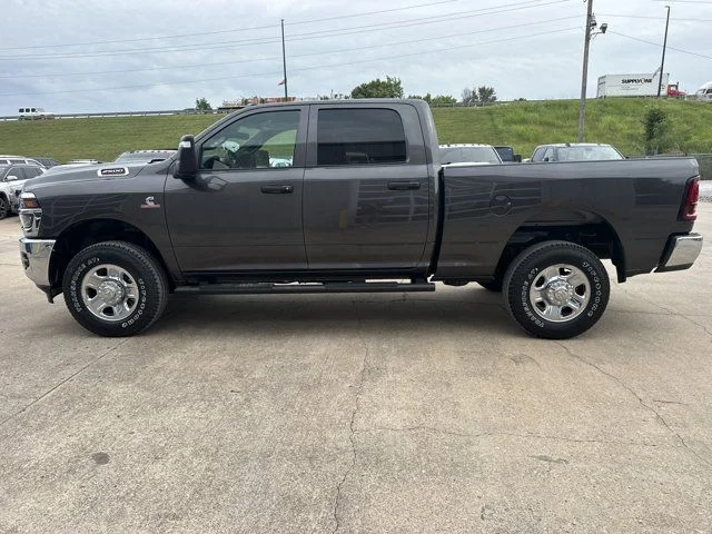 New 2026 Granite Crystal Metallic Clear-Coat Exterior Paint RAM Tradesman image 11