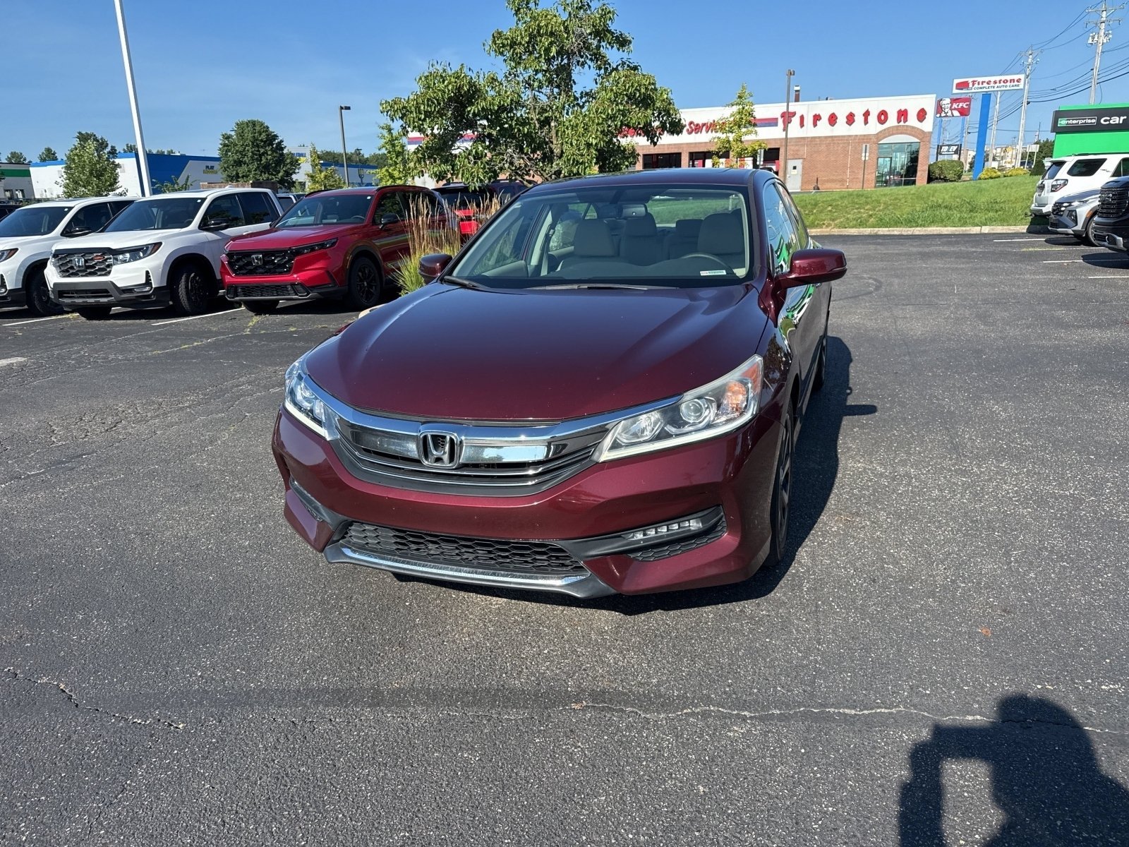 Used 2016 Basque Red Pearl II Honda EX-L image 9