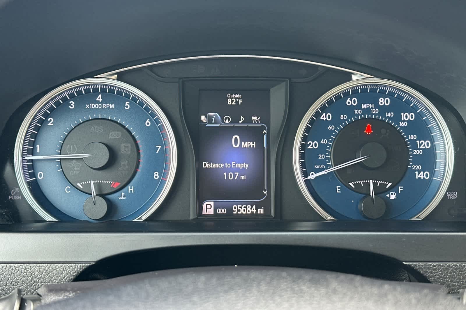 Used 2015 Blizzard Pearl Toyota XLE image 22