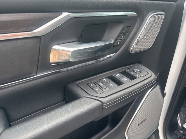 New 2026 Bright White Clear-Coat Exterior Paint RAM Laramie image 18