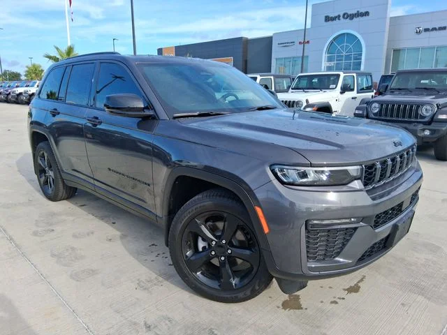 New 2026 Baltic Gray Metallic Clear-Coat Exterior Paint Jeep Limited image 1
