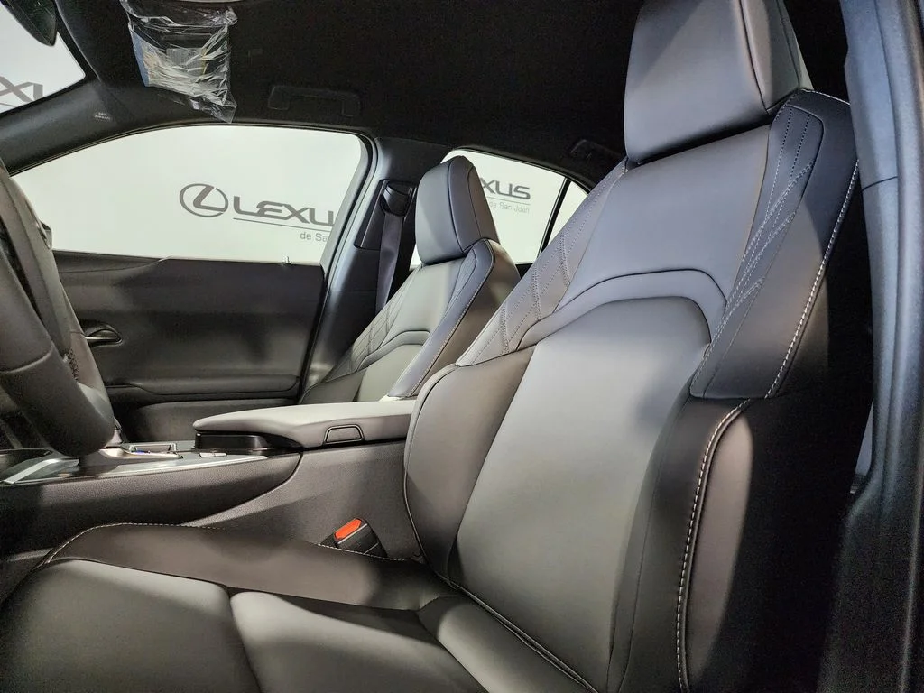 New 2026 Silver Lexus 300h image 15