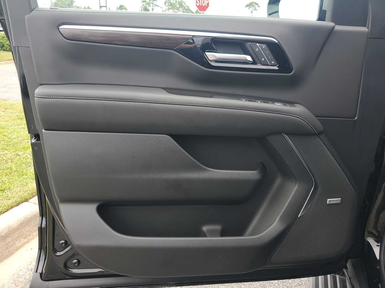 2026 Chevrolet Tahoe Premier - Photo 20