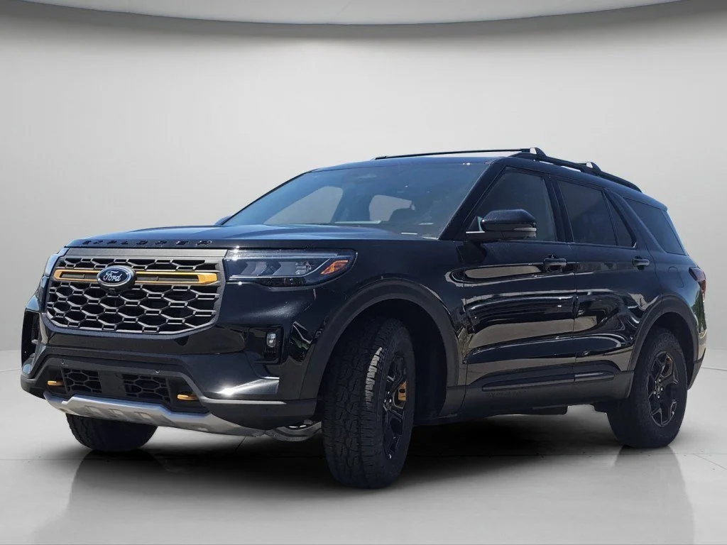 New 2026 Agate Black Metallic Ford Tremor image 23
