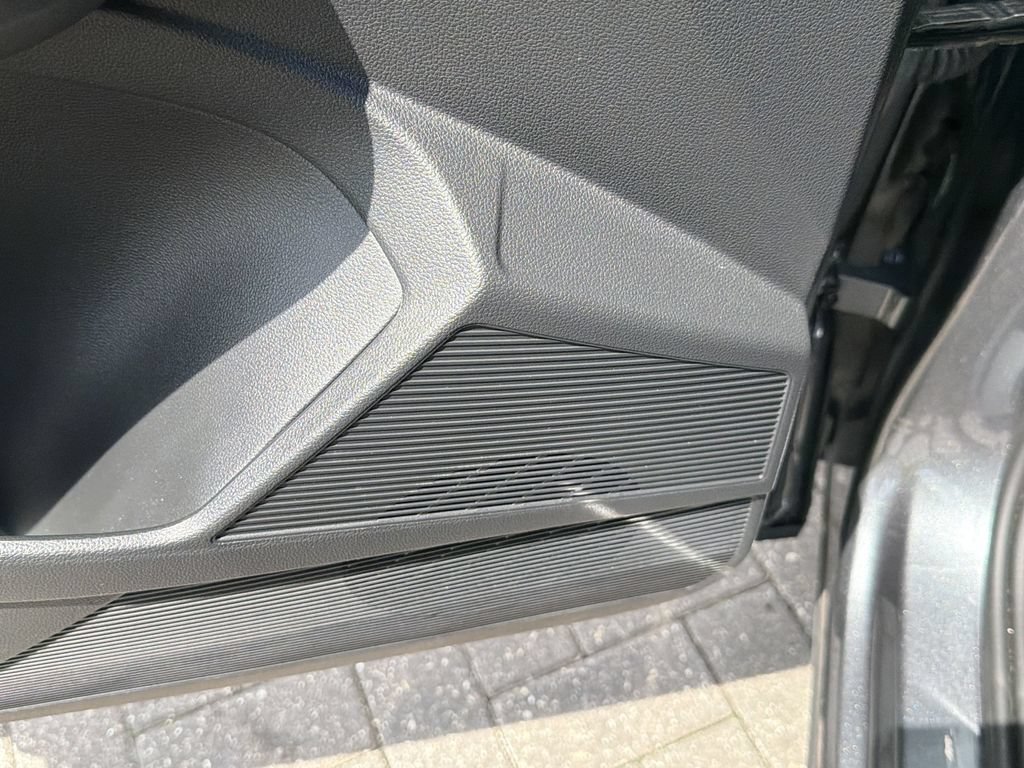 2025 Volkswagen Taos S - Photo 20