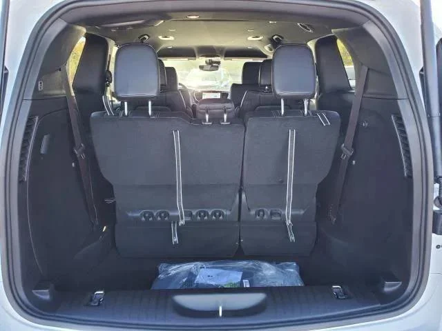 2026 Chrysler Pacifica Select - Photo 26