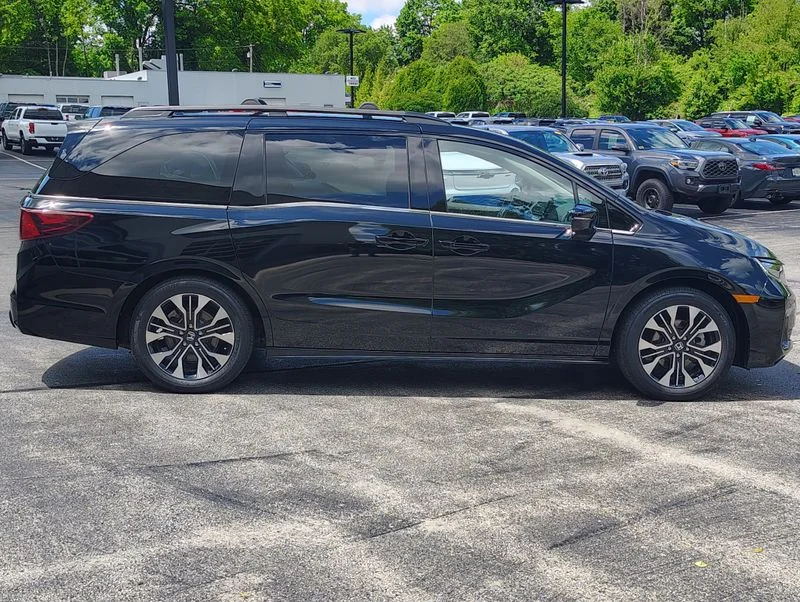 Used 2025  Honda Elite image 5