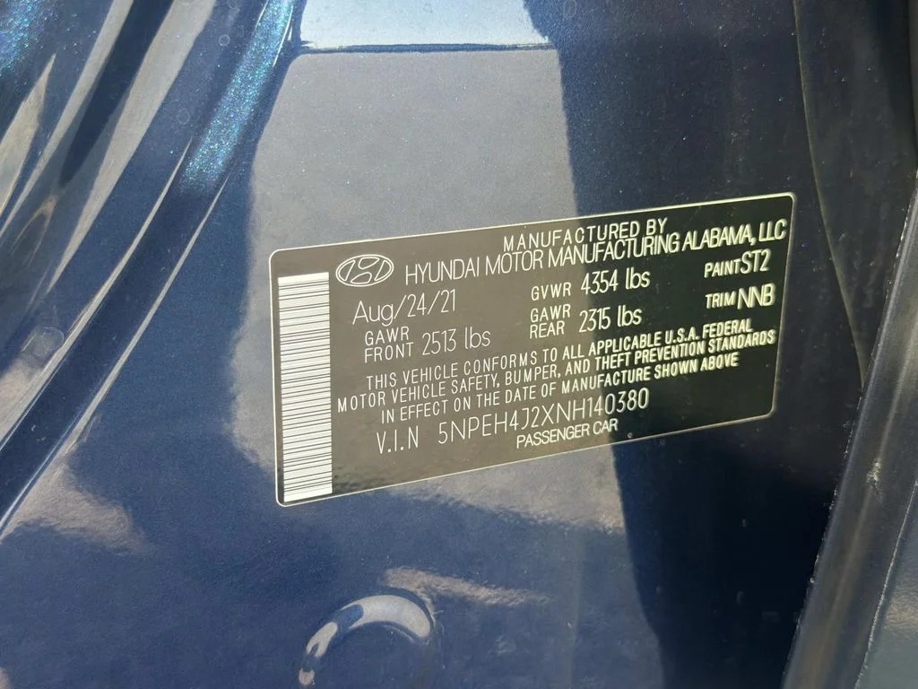 Used 2022 Blue Hyundai Limited image 30