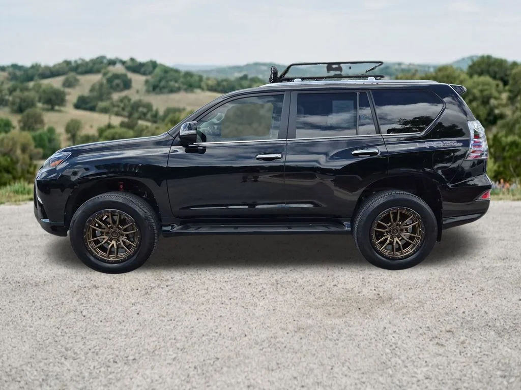 Used 2020 Black Lexus 460 image 5