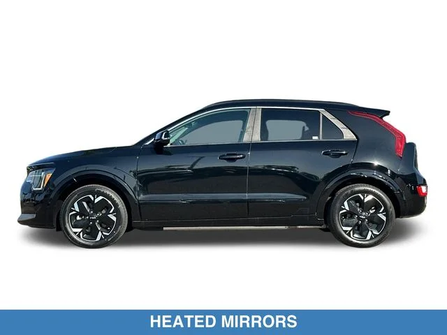 Used 2024 Black Kia Wind image 9