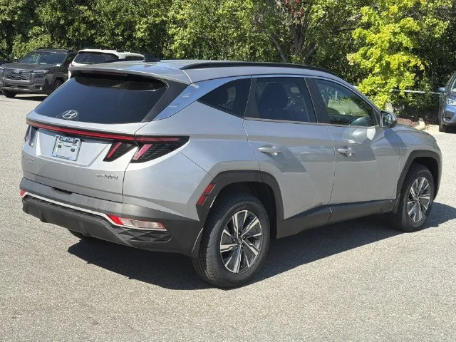 Used 2022 Silver Hyundai Blue image 13