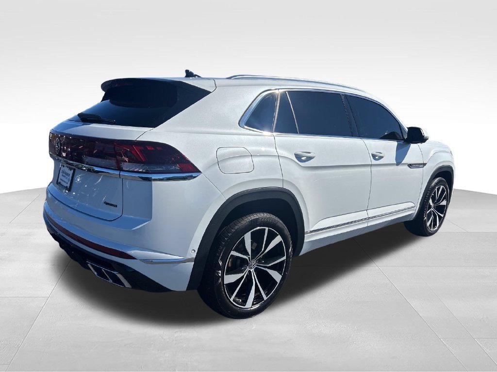 Used 2024 White Volkswagen 2.0T SEL Premium R-Line image 5