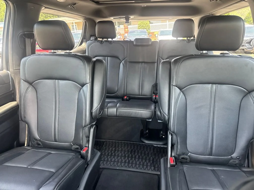 Used 2024 White Jeep Series II image 6