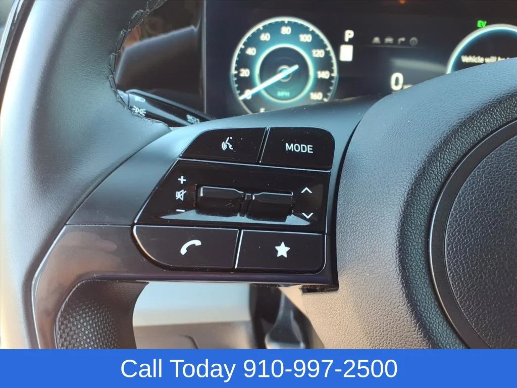 Used 2024 White Hyundai Limited image 28