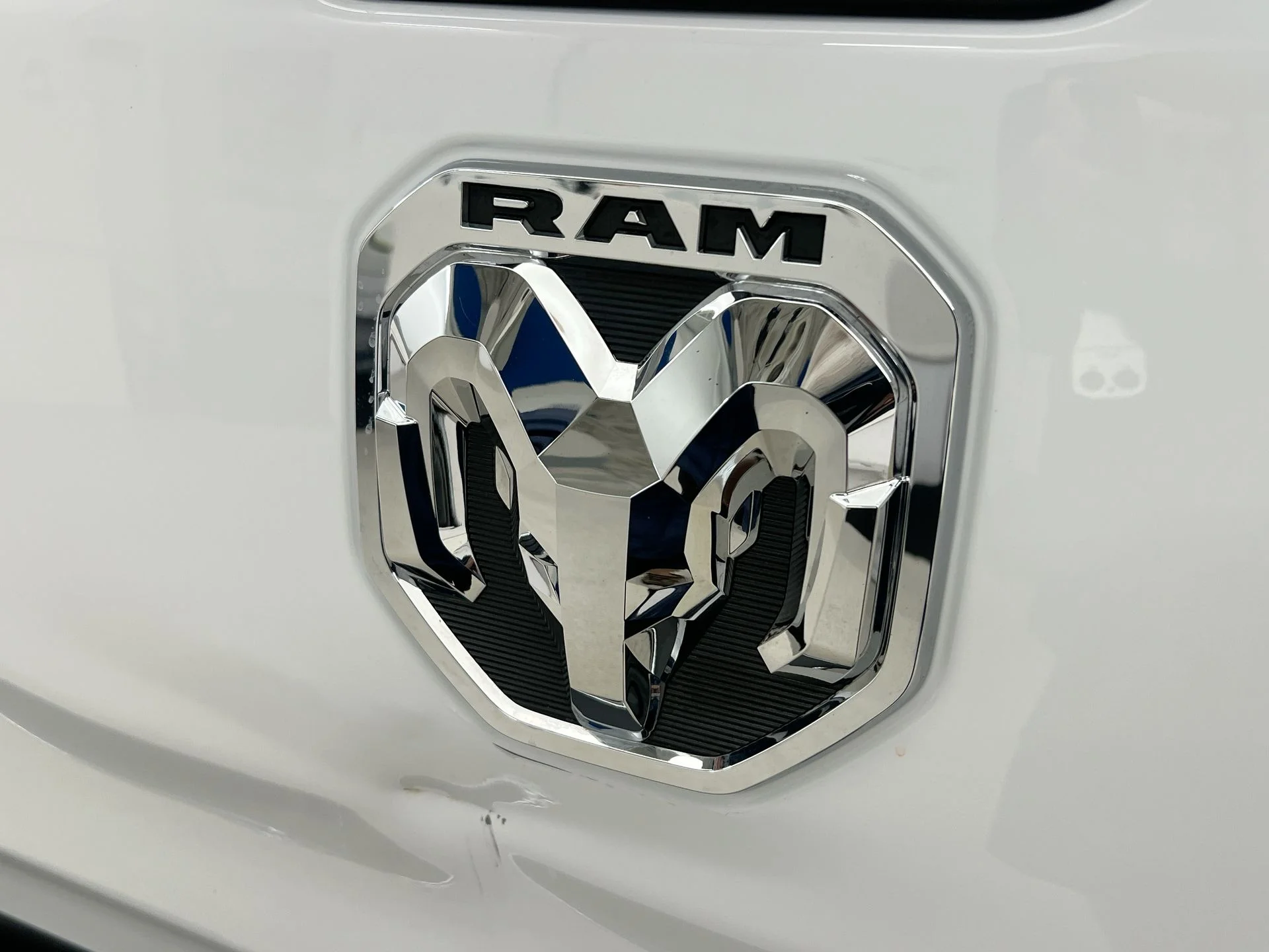 Used 2023 White Ram Big Horn/Lone Star image 39