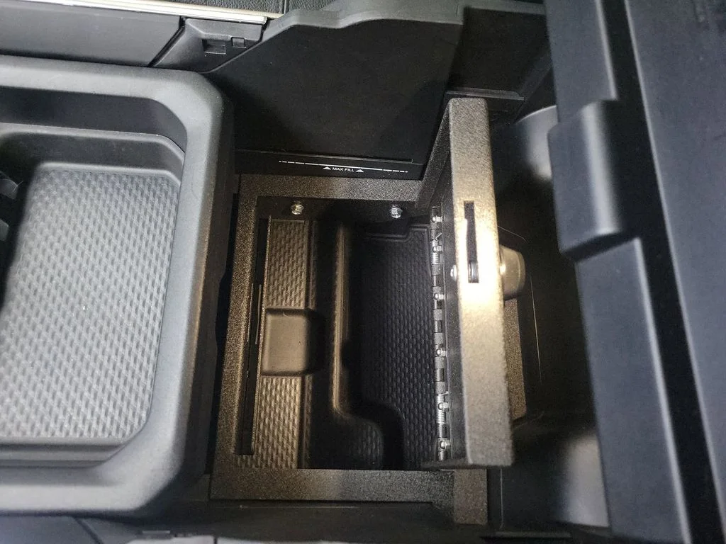 Used 2022 Sil Ram Laramie image 32