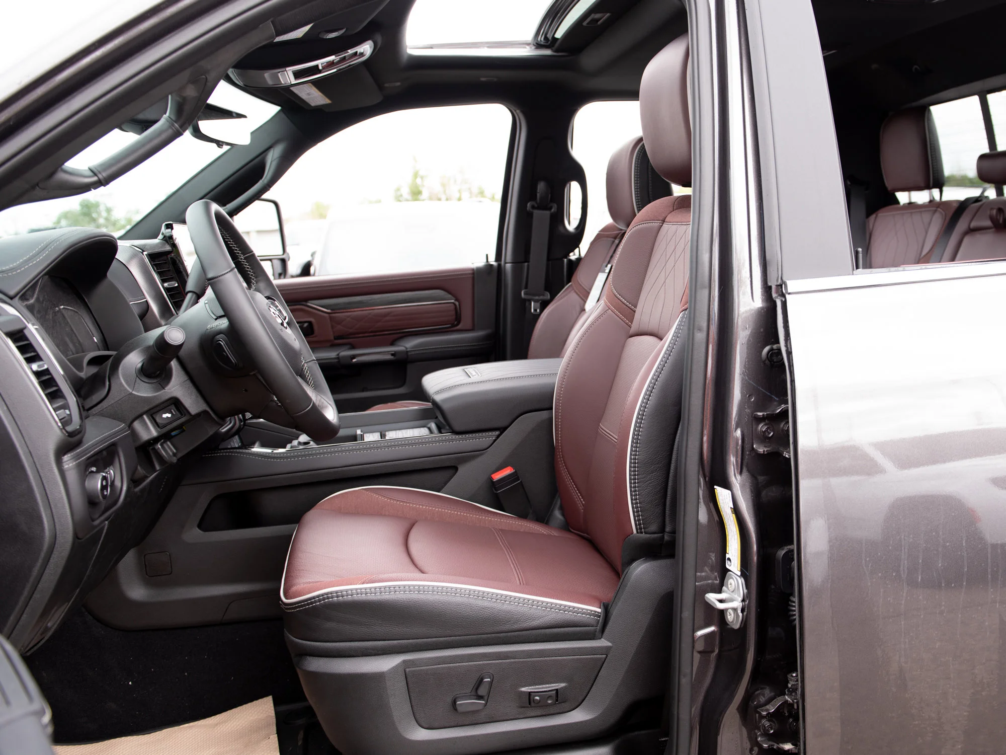 New 2026 Grey RAM Limited* image 25