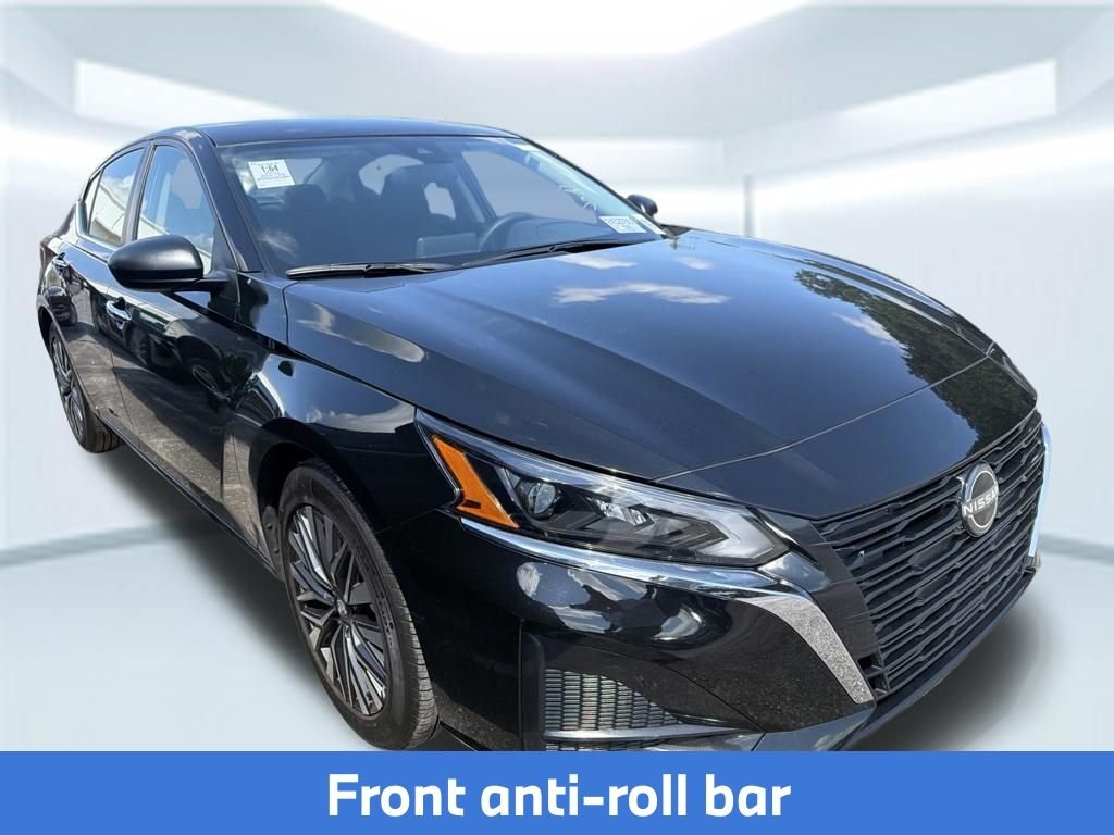 Used 2025 Black Nissan 2.5 SV image 9