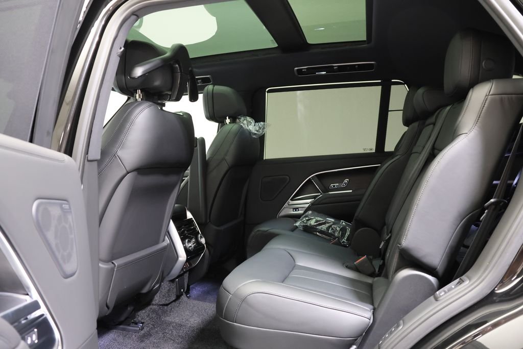 2026 Land Rover Range Rover SE - Photo 34
