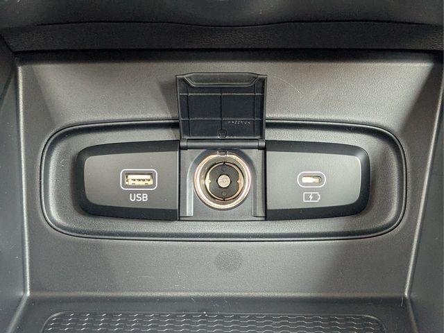New 2026 Onyx Black Hyundai SE image 52