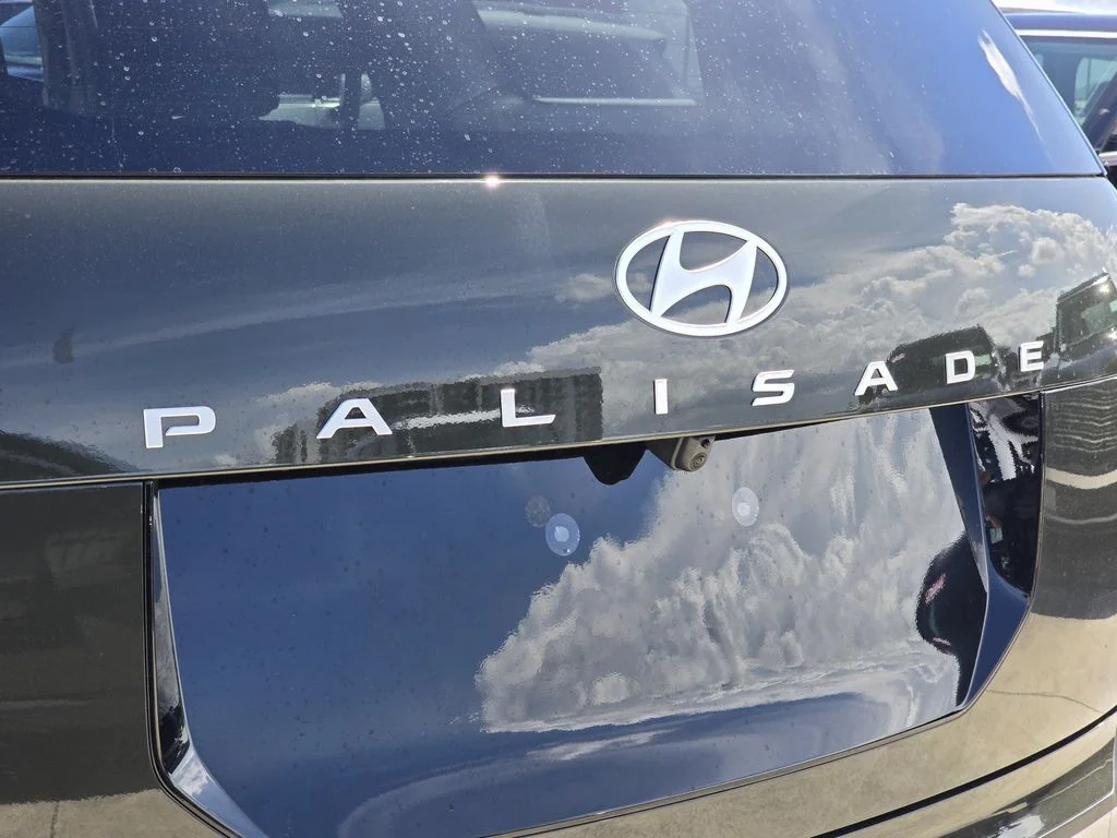 New 2026 Green Hyundai SEL Premium image 6