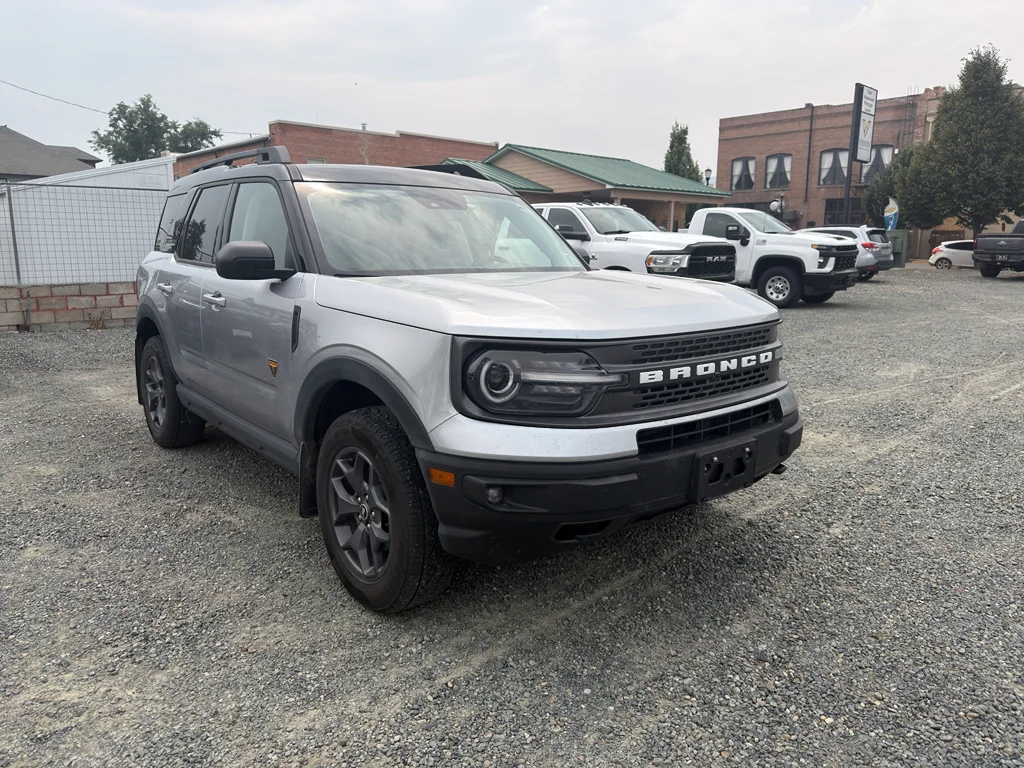 Used 2022 Iconic Silver Metallic Ford Badlands image 1