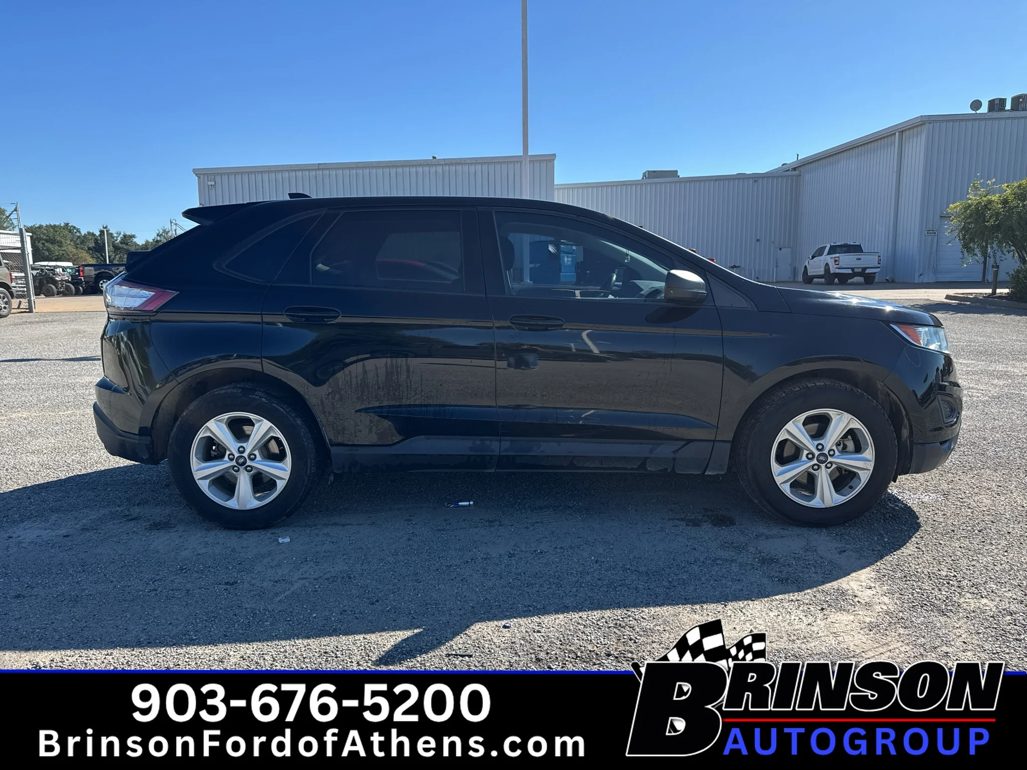 Used 2018 Shadow Black Ford SE image 4