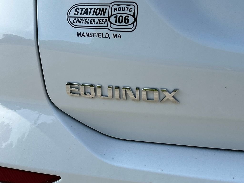 Used 2022 White Chevrolet LS image 13