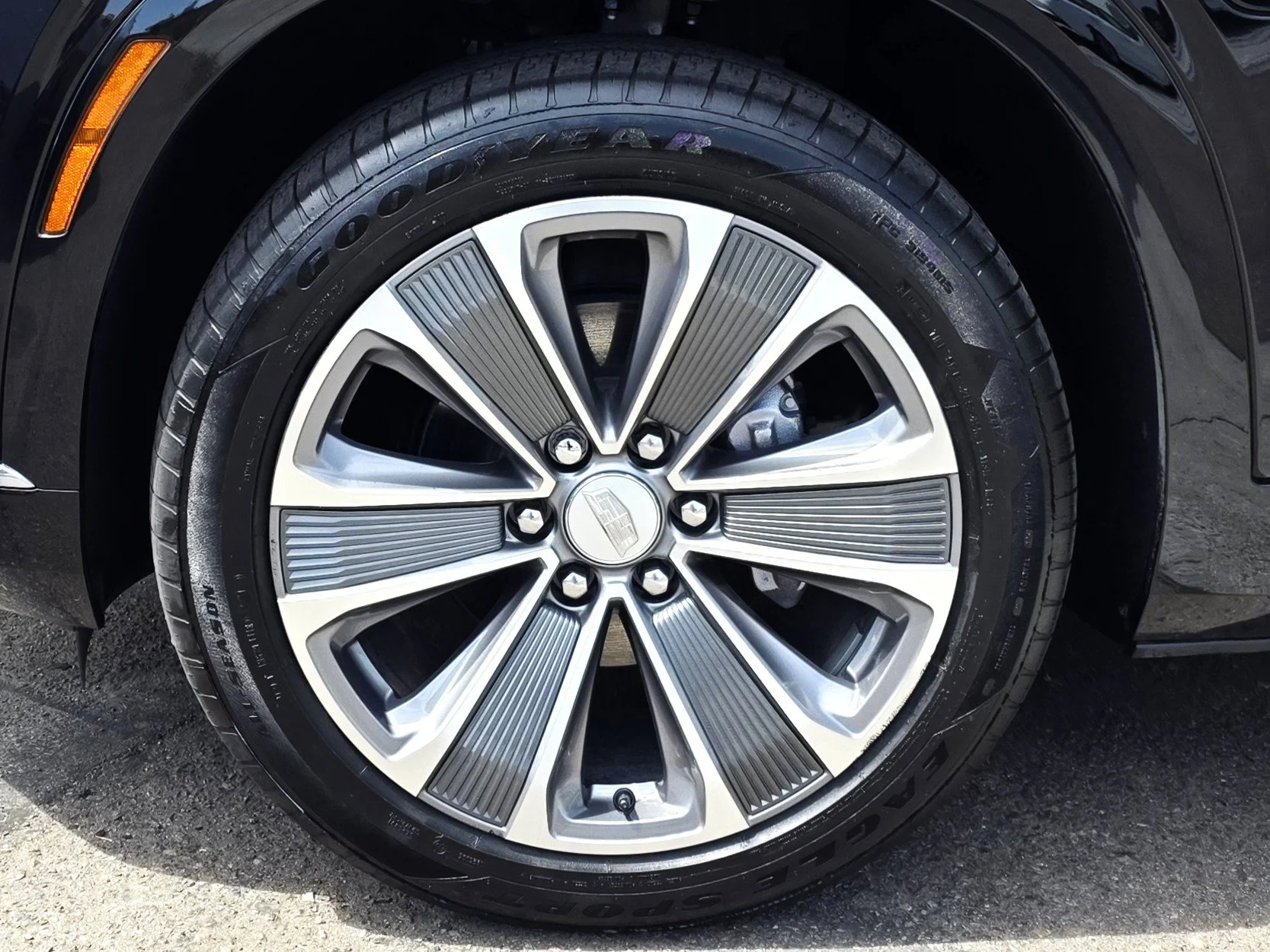 Used 2026 Black Metallic Cadillac Luxury image 9