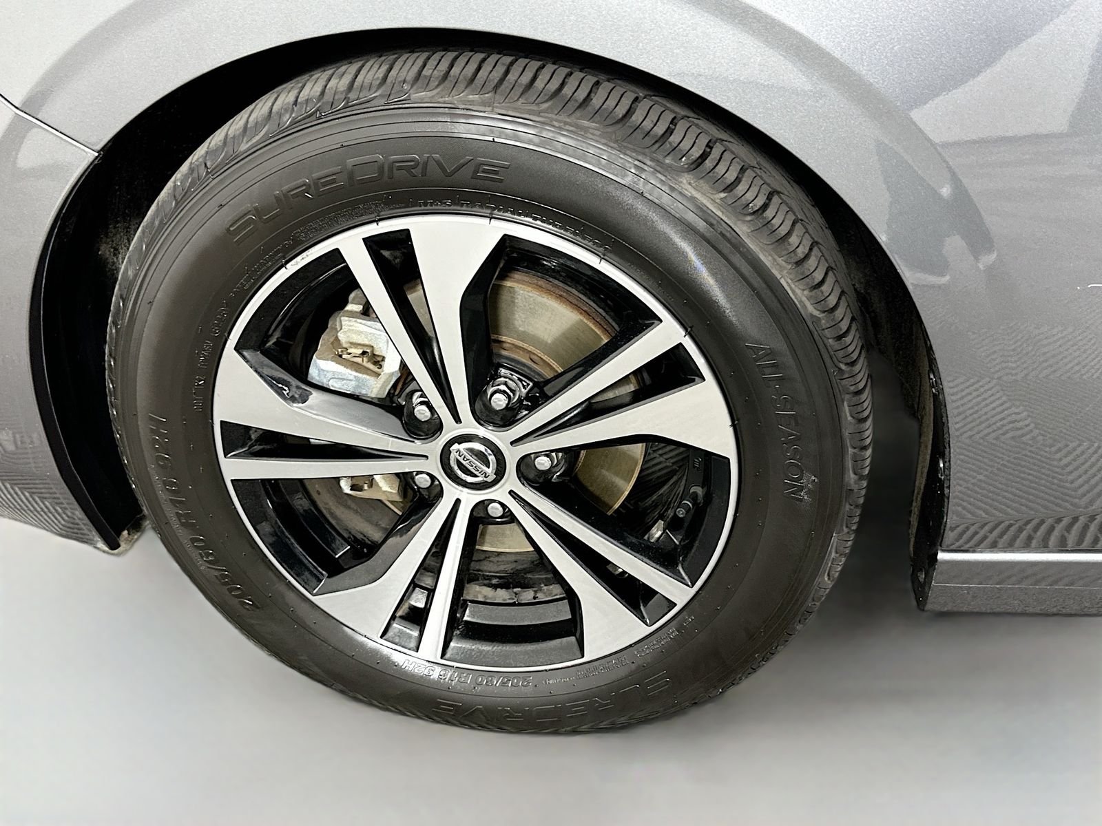 Used 2023 Gun Metallic Nissan SV image 29