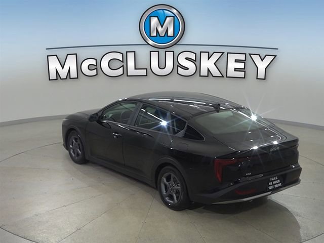 Used 2025 Black Kia LXS image 21