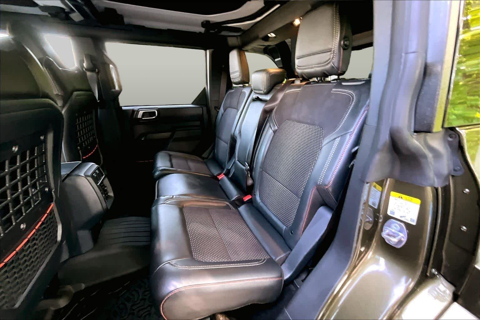 Used 2025 Shelter Green Metallic Ford Raptor image 19