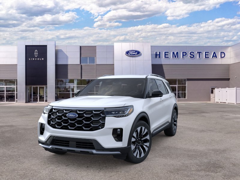 New 2026 Star White Metallic Tri-Coat Ford Platinum™ image 2