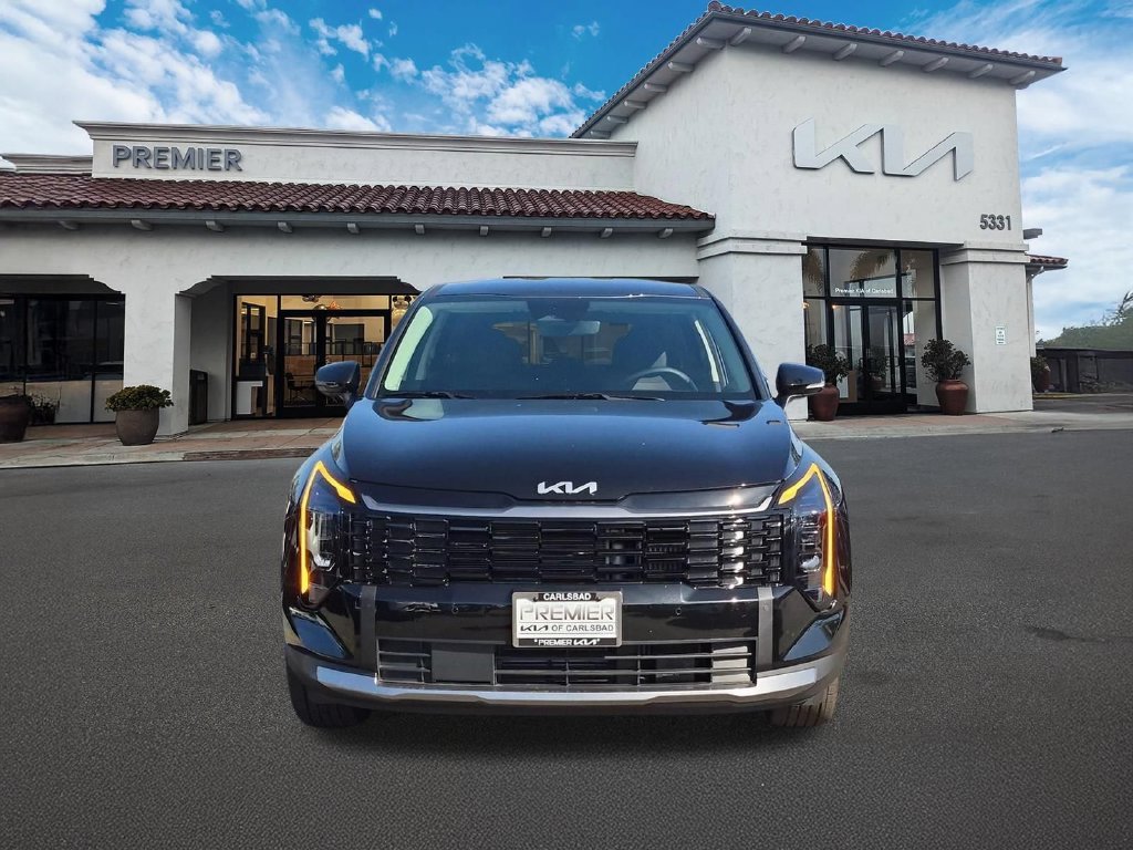 New 2027 Fusion Black Kia S image 3
