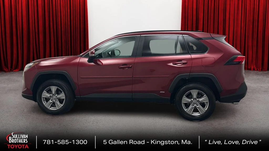 Used 2024 Red Toyota XLE image 8