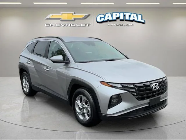 Used 2024 Silver Hyundai SEL image 7