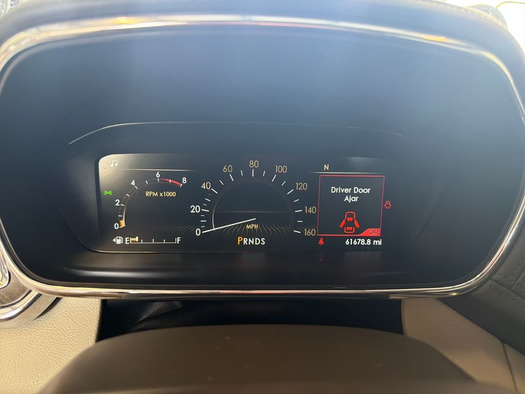 Used 2019 Silver Lincoln Reserve image 18