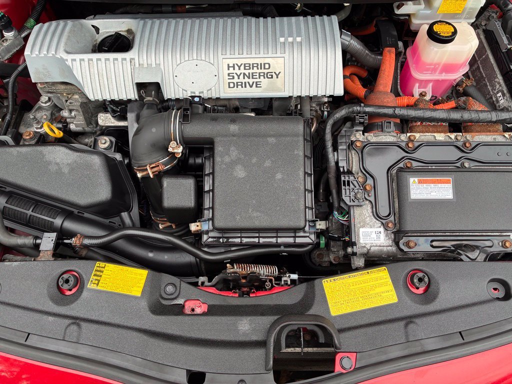 Used 2013 Red Toyota Three image 30