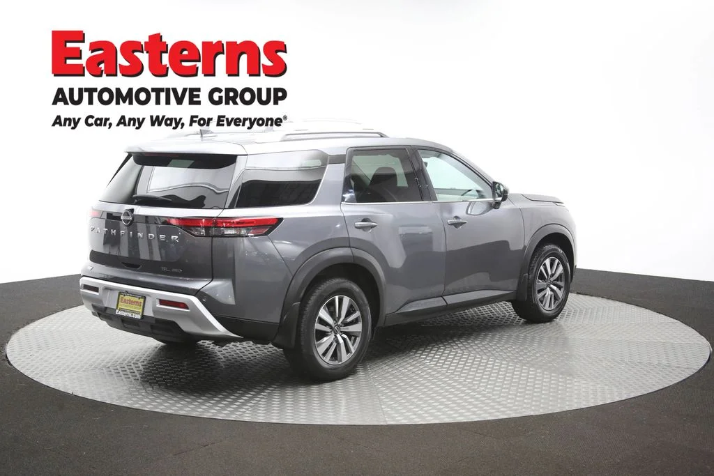 Used 2023 Gray Nissan SL image 41
