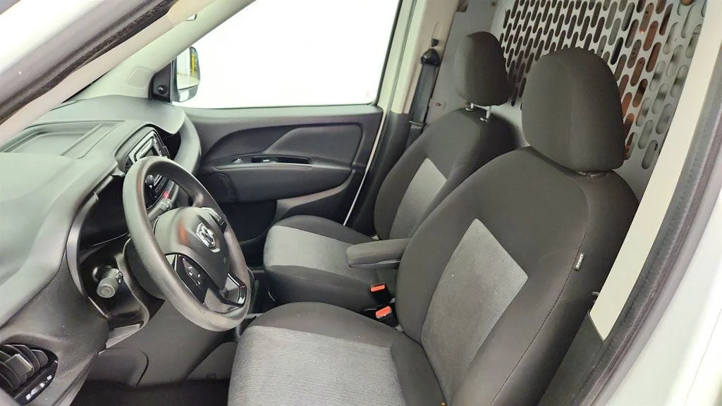 Used 2022 Bright White Ram Tradesman Van w/ Shelving System & Ladder Rack image 19
