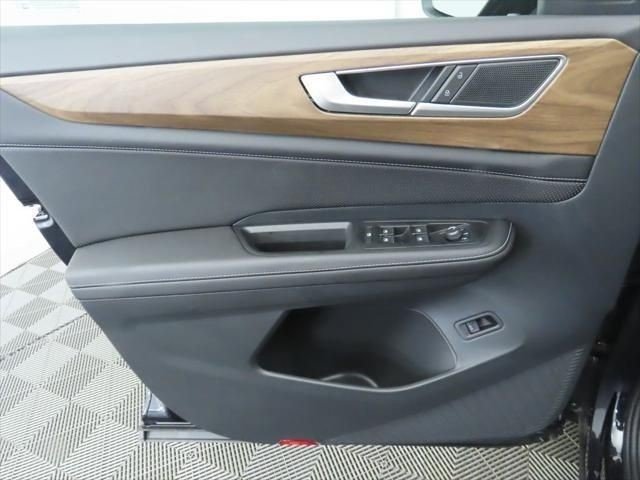 2026 Volkswagen Atlas SE w/Tech - Photo 24