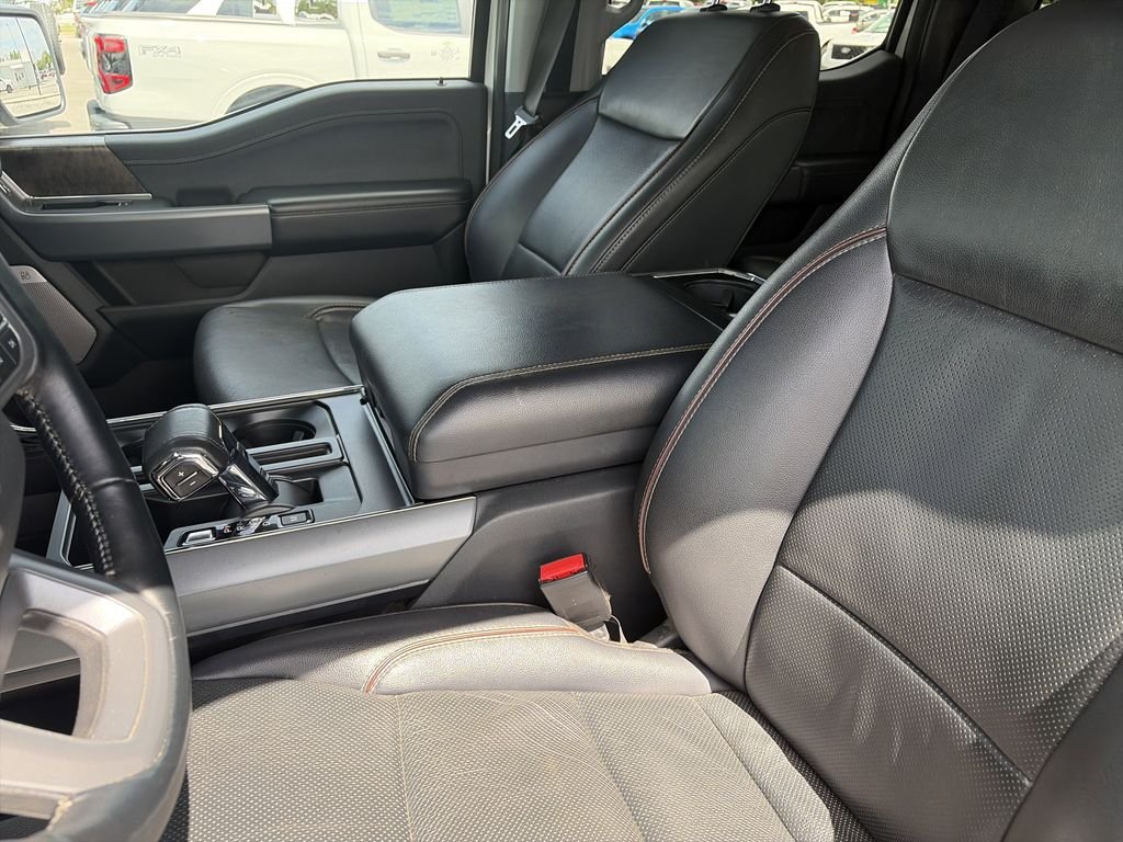 Used 2021 White Ford Lariat image 12