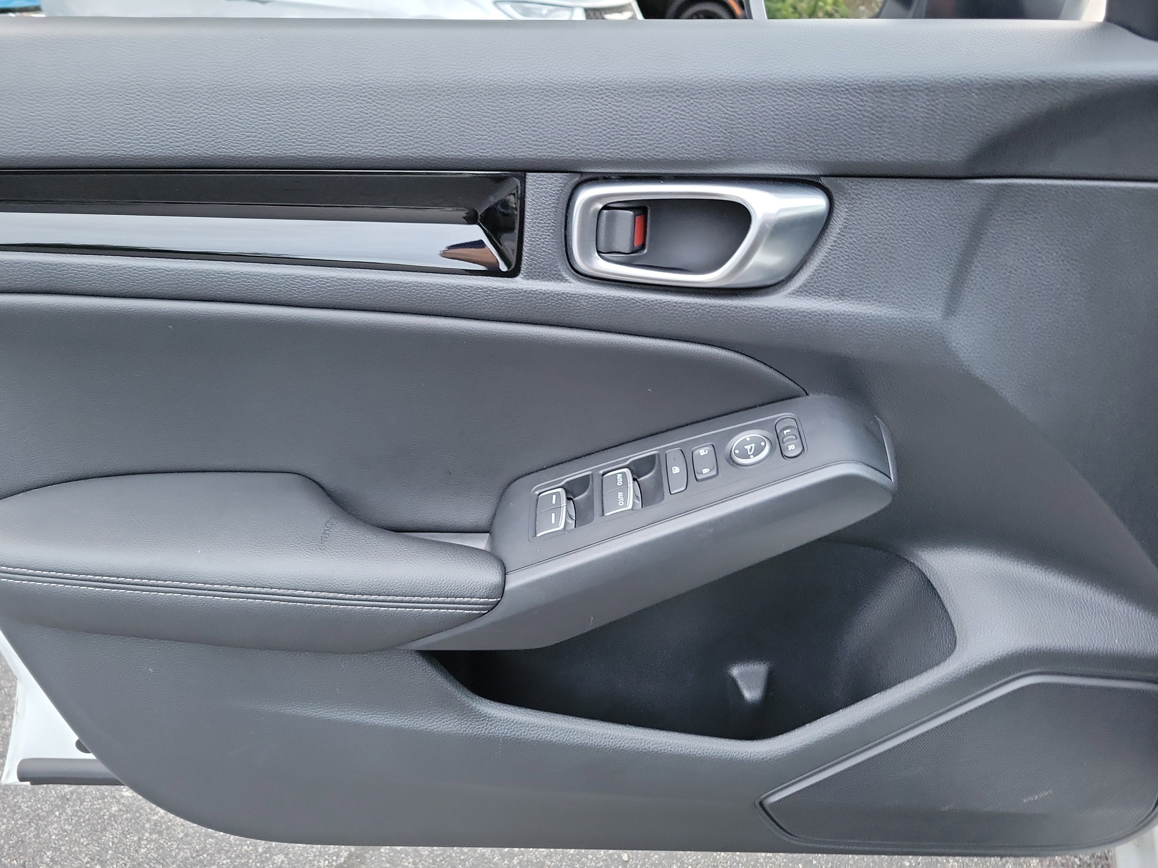 2024 Honda Civic Hatchback EX-L - Photo 51