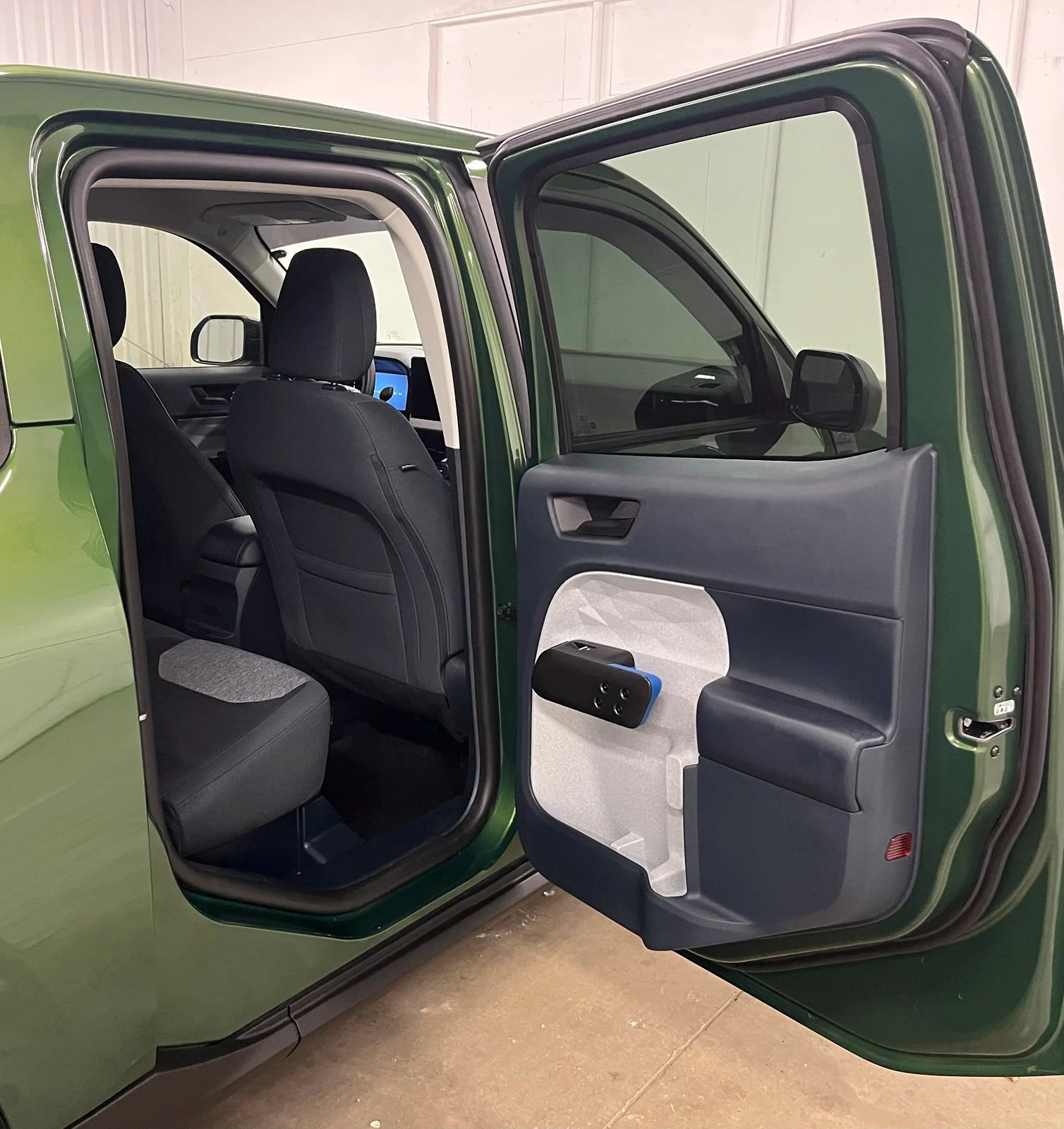 Used 2025 Green Ford XLT image 19
