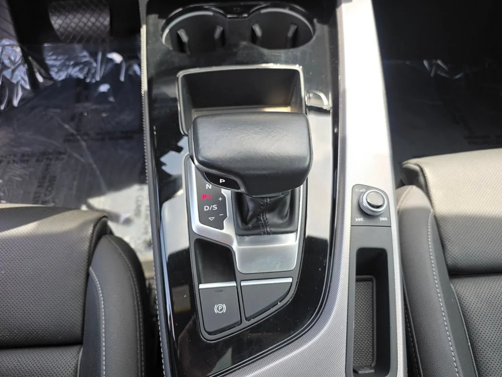 Used 2022 Glacier White Audi S line Premium Plus image 29
