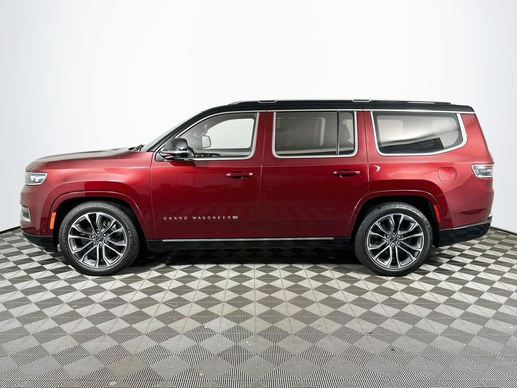 Used 2023 Velvet Jeep Series III image 8