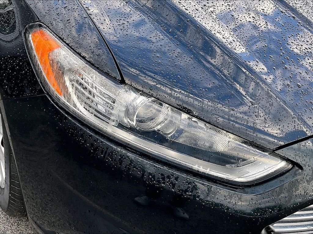 Used 2014 Dark Side Metallic Ford S image 30